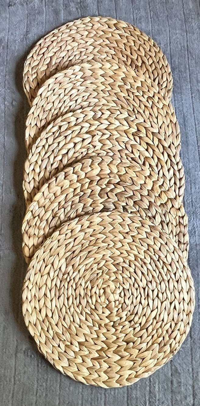 5pcs Round Water Hyacinth Woven Placemats Braided Straw Mats 13.25 Inches